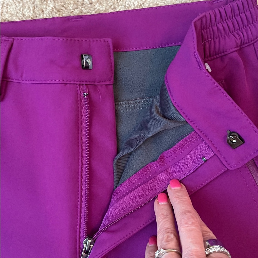 NWOT Outdoor Snow Pants - Picture 3 of 12